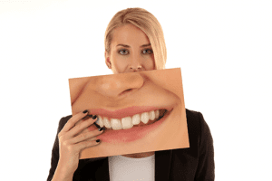 دندان شیری در بزرگسالان